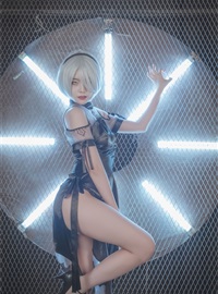 SAINT Photolife Yuna - Yuna Cos Vol.04 KDA Akali & Nier Automata 2B(45)